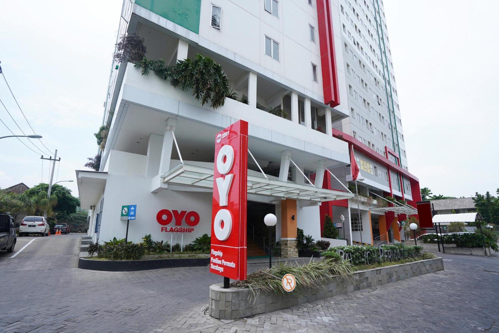 Super Oyo Capital O 91962 Pavilion Permata Surabaia Exterior foto